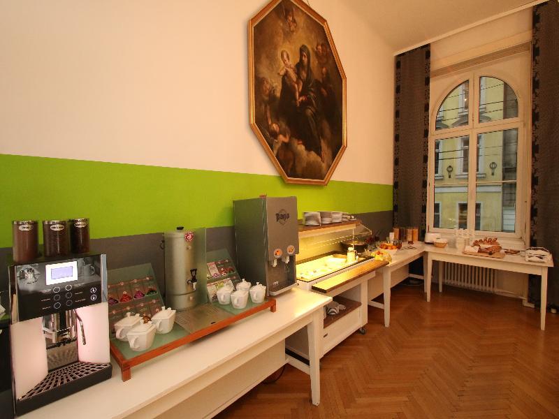 Hostel & Guesthouse Kaiser 23 Vienna Exterior photo